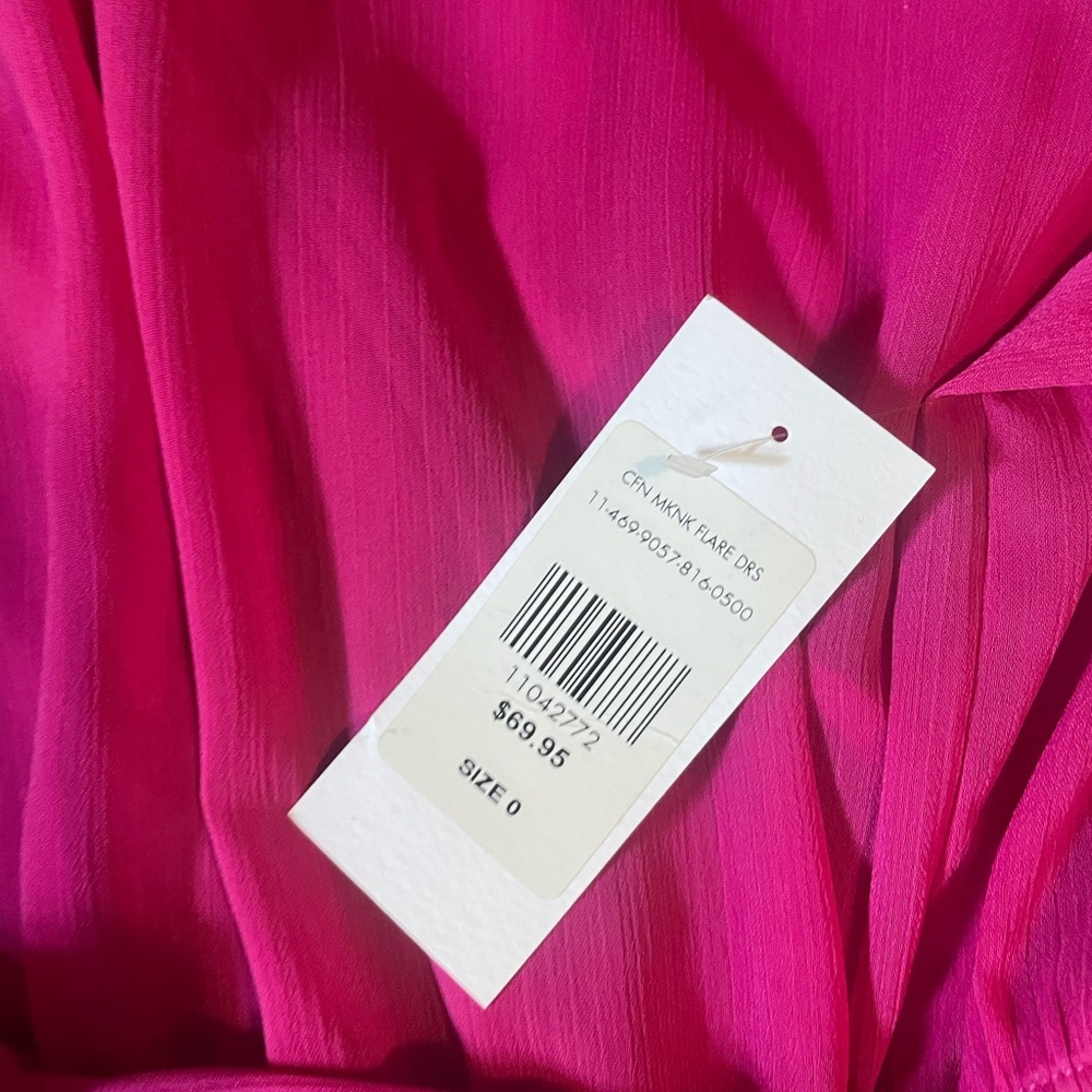 Fashion to Figure Dress - Picture 2 of 4